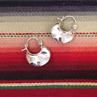 Simple Puffy Arracadas, Sterling Silver Earrings earrings Zinnia Folk Arts   