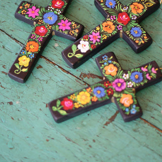 Small Lacquered & Painted Chiapas Wood Cross religious Zinnia Folk Arts   