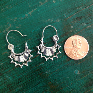 Small Sterling Silver Swinging Arracadas Jewelry Zinnia Folk Arts   