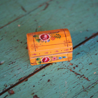 Vintage Lacquer Boxes  Zinnia Folk Arts Tiny Orange  