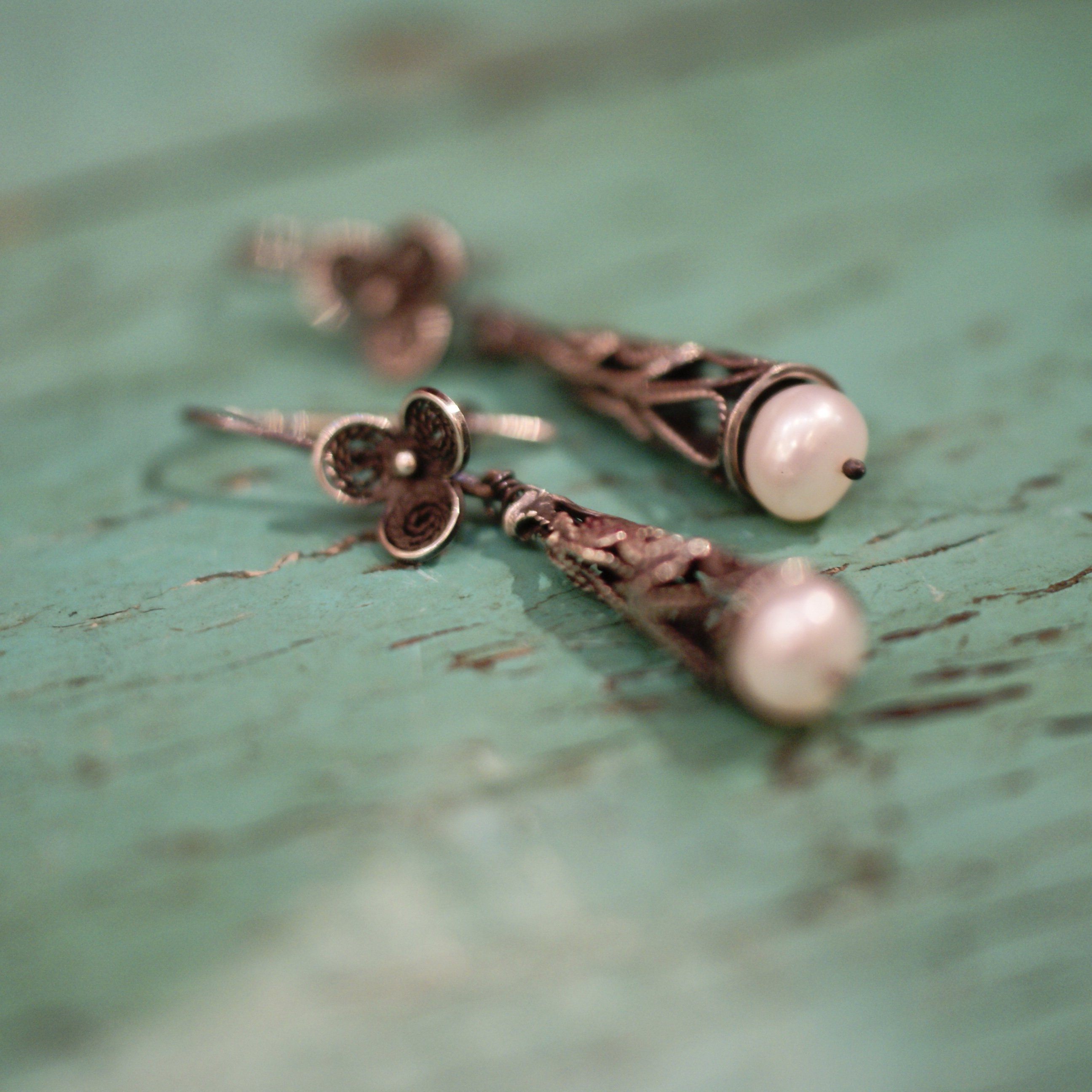 Cone Shaped Mexican Silver Filagree Earrings with Pearl Beads Jewelry Zinnia Folk Arts   