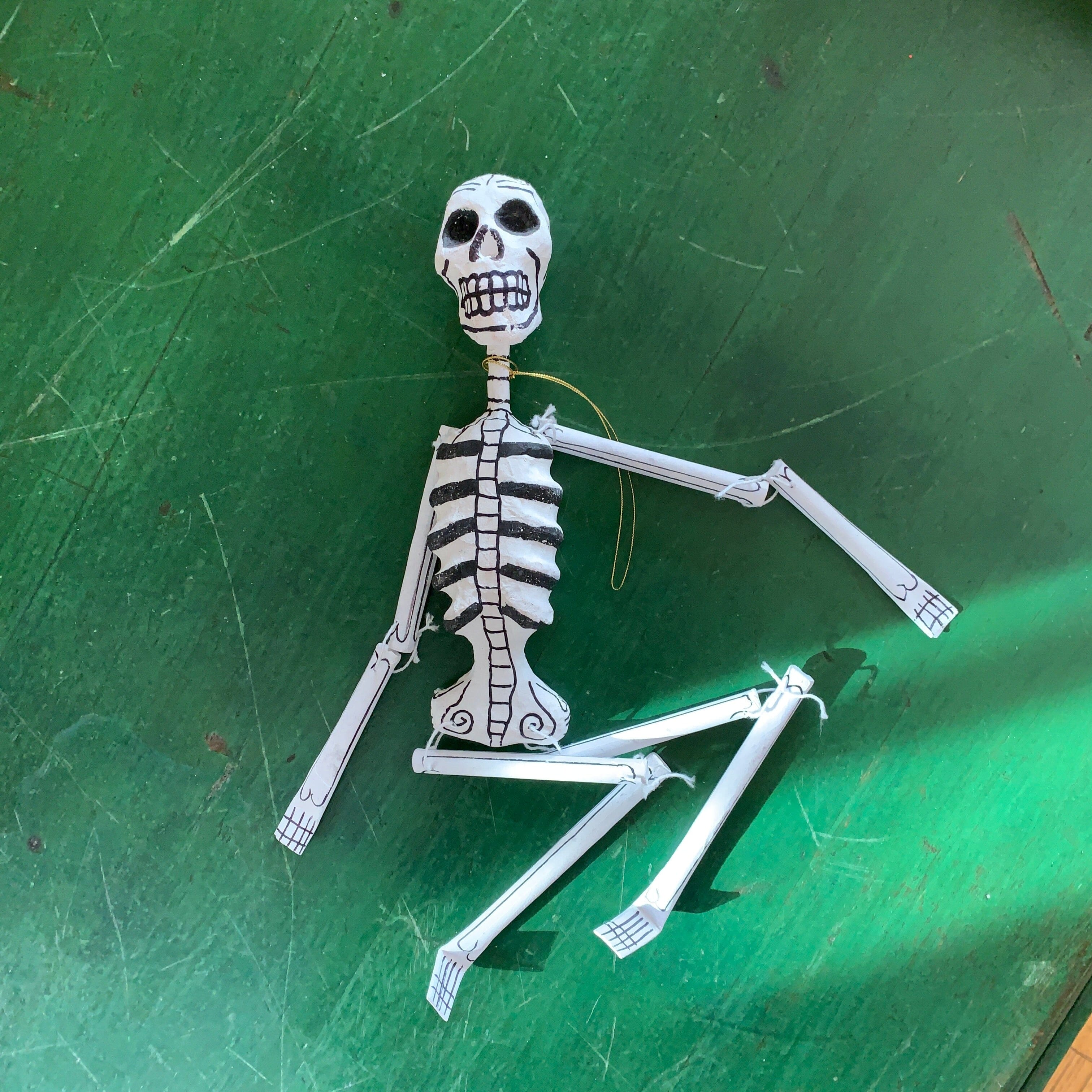 Day of the Dead Skeletons, 15" Day of the Dead Zinnia Folk Arts