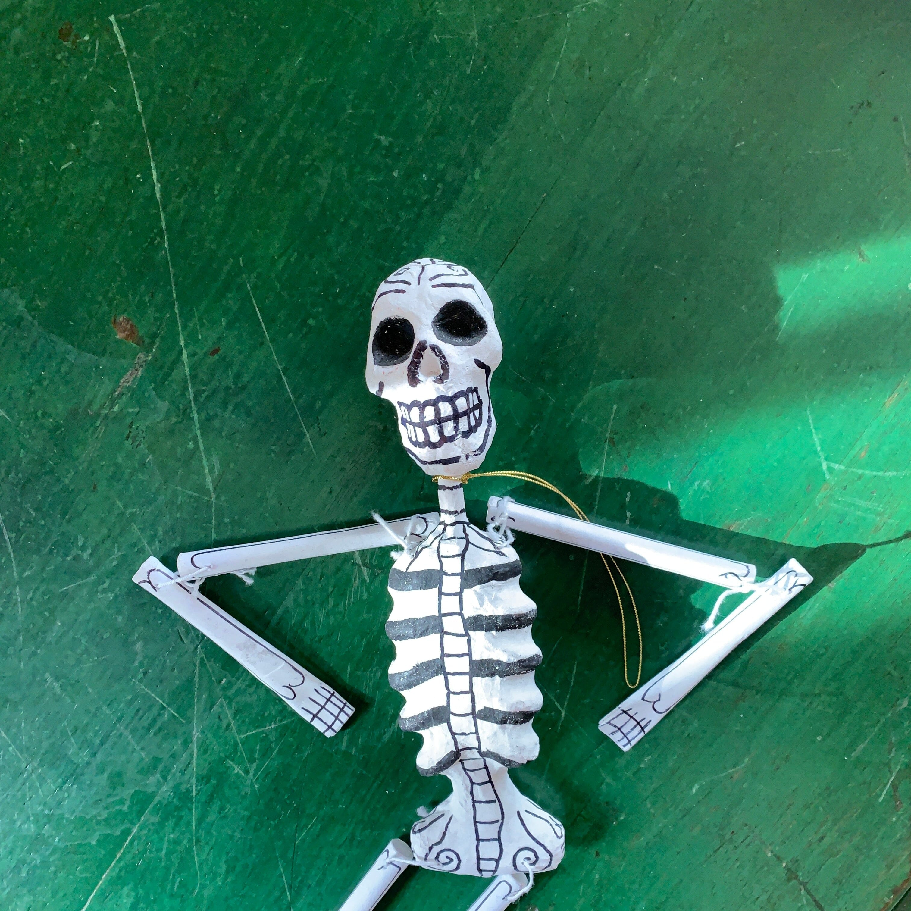 Day of the Dead Skeletons, 15" Day of the Dead Zinnia Folk Arts