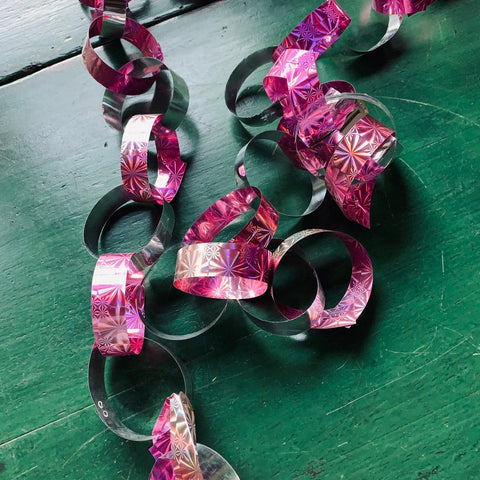 Decorative Shiny Chains Fiesta Zinnia Folk Arts   