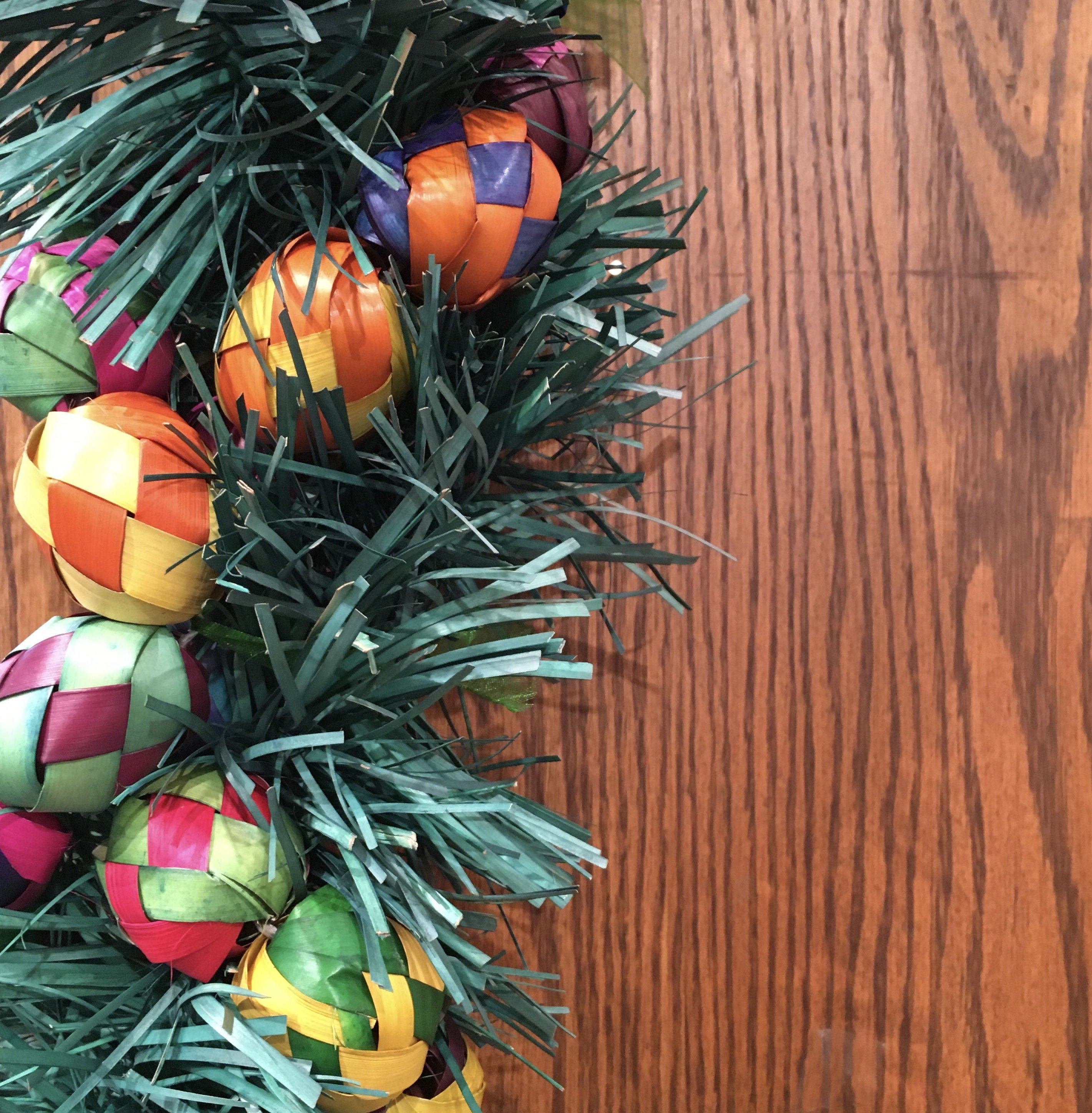 Decorative Woven Palma Garland Loop Christmas Zinnia Folk Arts   