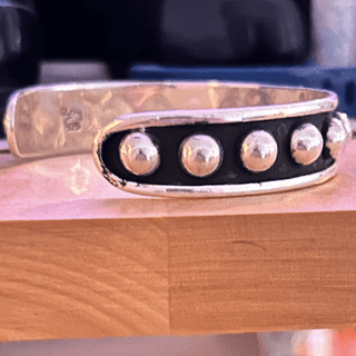 El Clásico Taxco Mexican Silver Cuff Bracelet, Chico--DAMAGED Jewelry Zinnia Folk Arts 