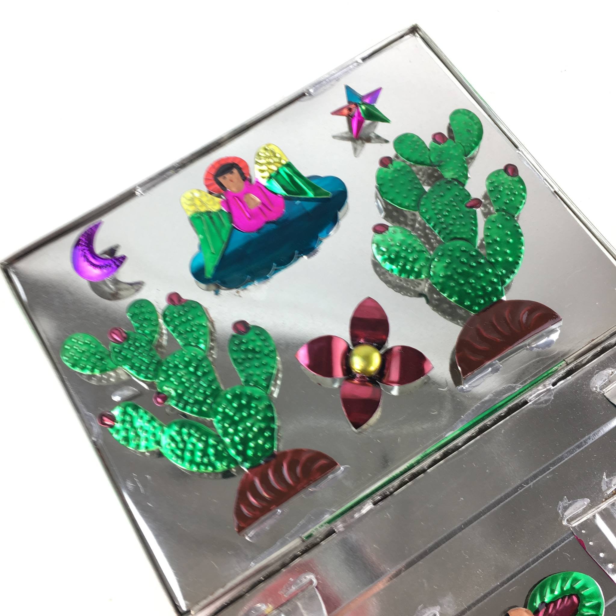 Folding Nativity, Grande Christmas Zinnia Folk Arts   