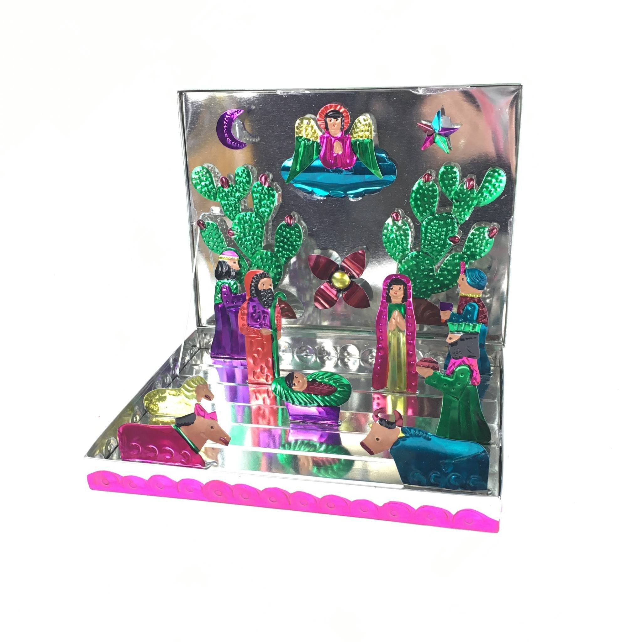 Folding Nativity, Grande Christmas Zinnia Folk Arts   