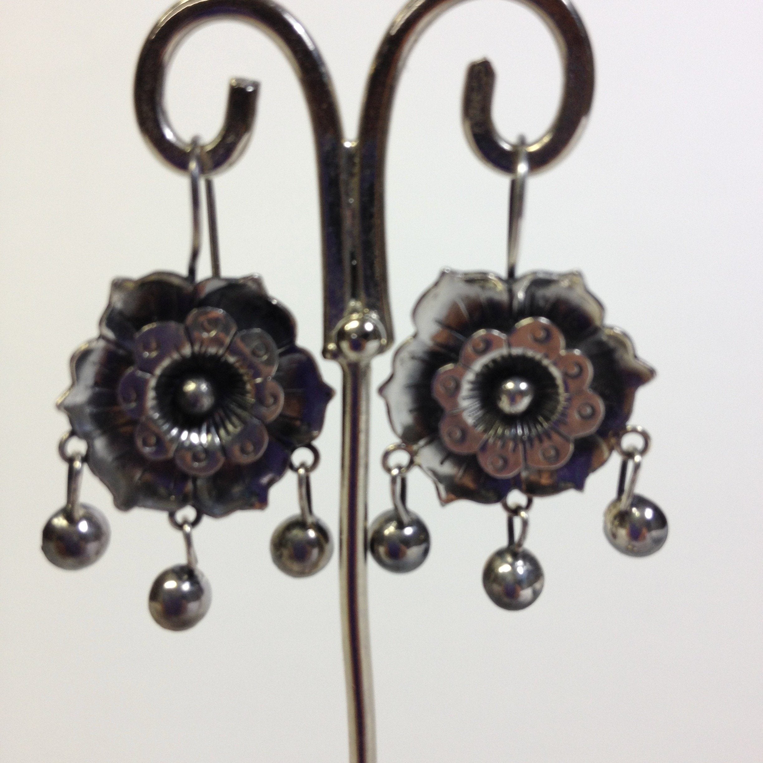 "Girasol" Sterling Sunflower Earrings with Silver Cup Dangles of Silver Gote Jewelry Victor's   