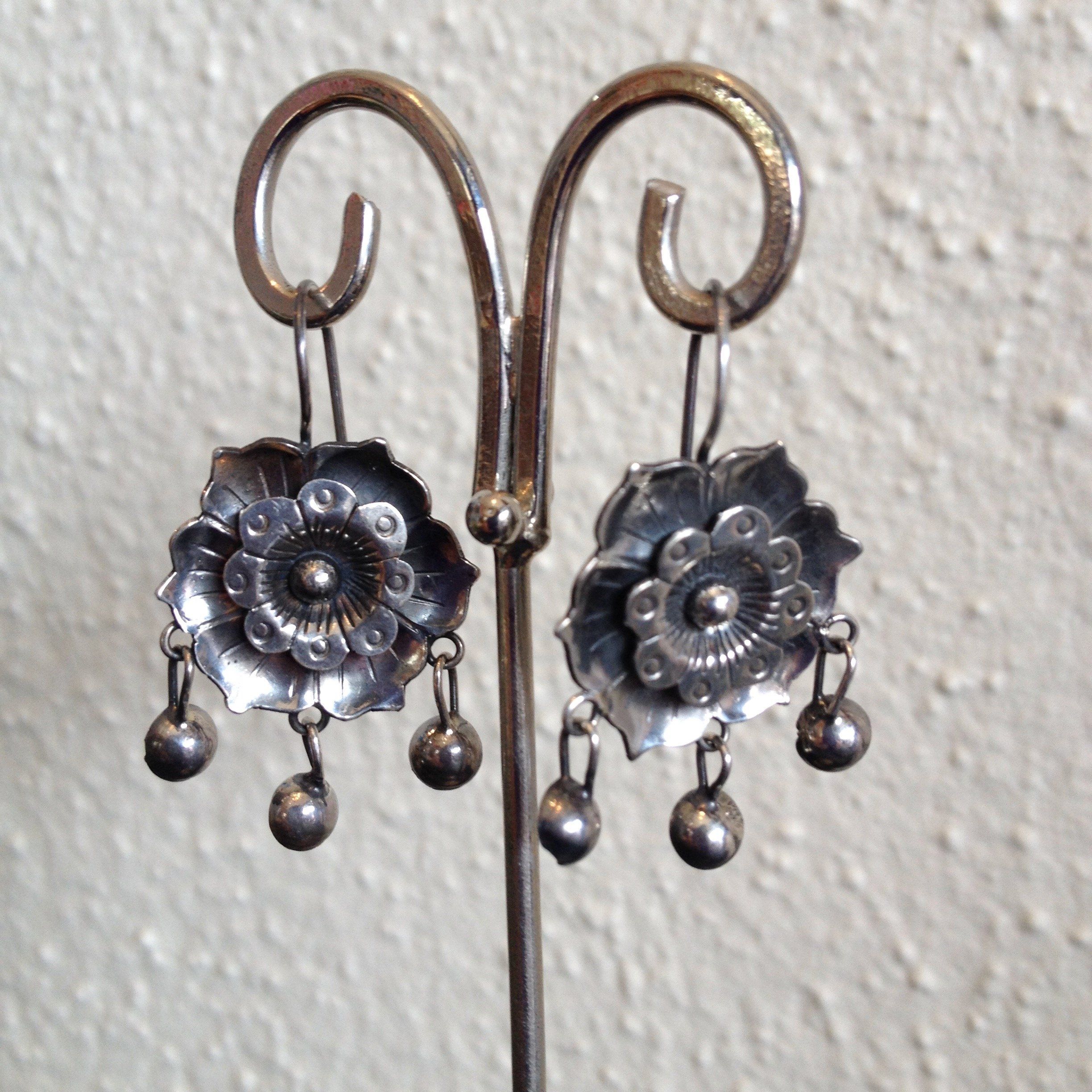 "Girasol" Sterling Sunflower Earrings with Silver Cup Dangles of Silver Gote Jewelry Victor's   