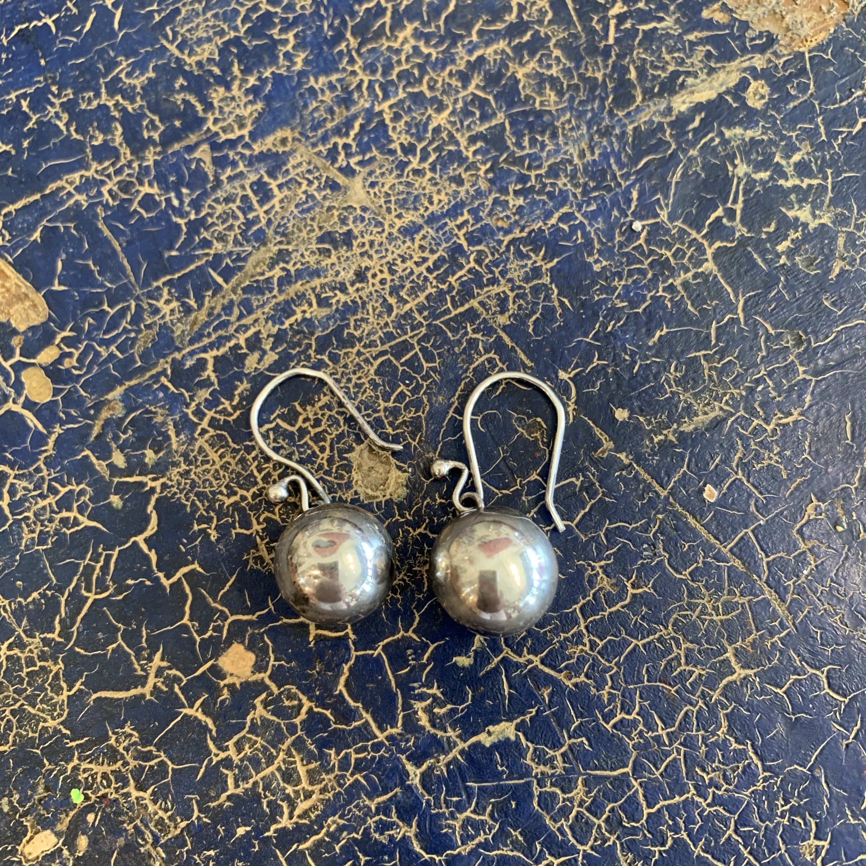 Med Size Sterling Hollow Ball Earrings Jewelry Zinnia Folk Arts   