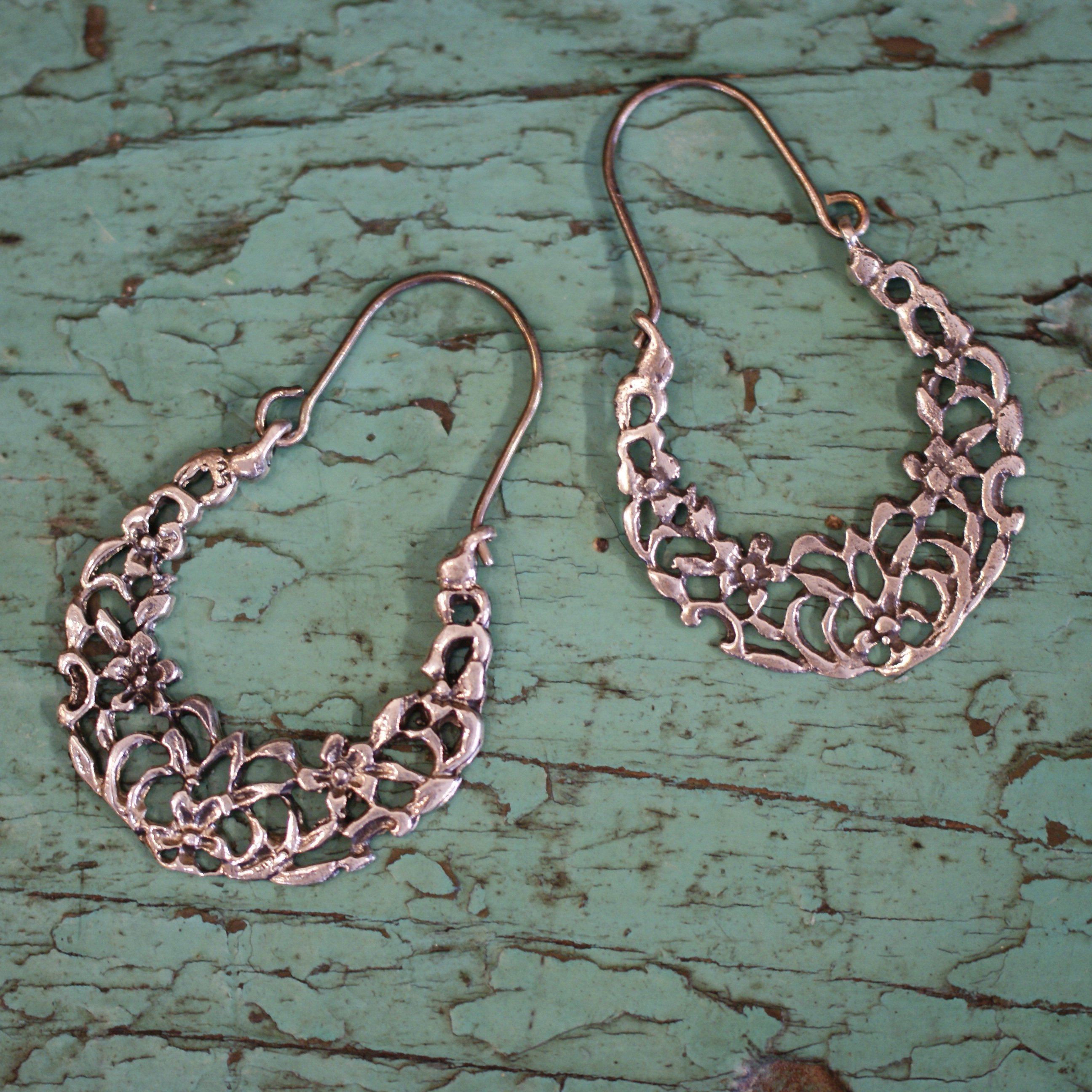 Medium Sandcast Arracadas With Flowers, Sterling Silver Jewelry Zinnia Folk Arts   