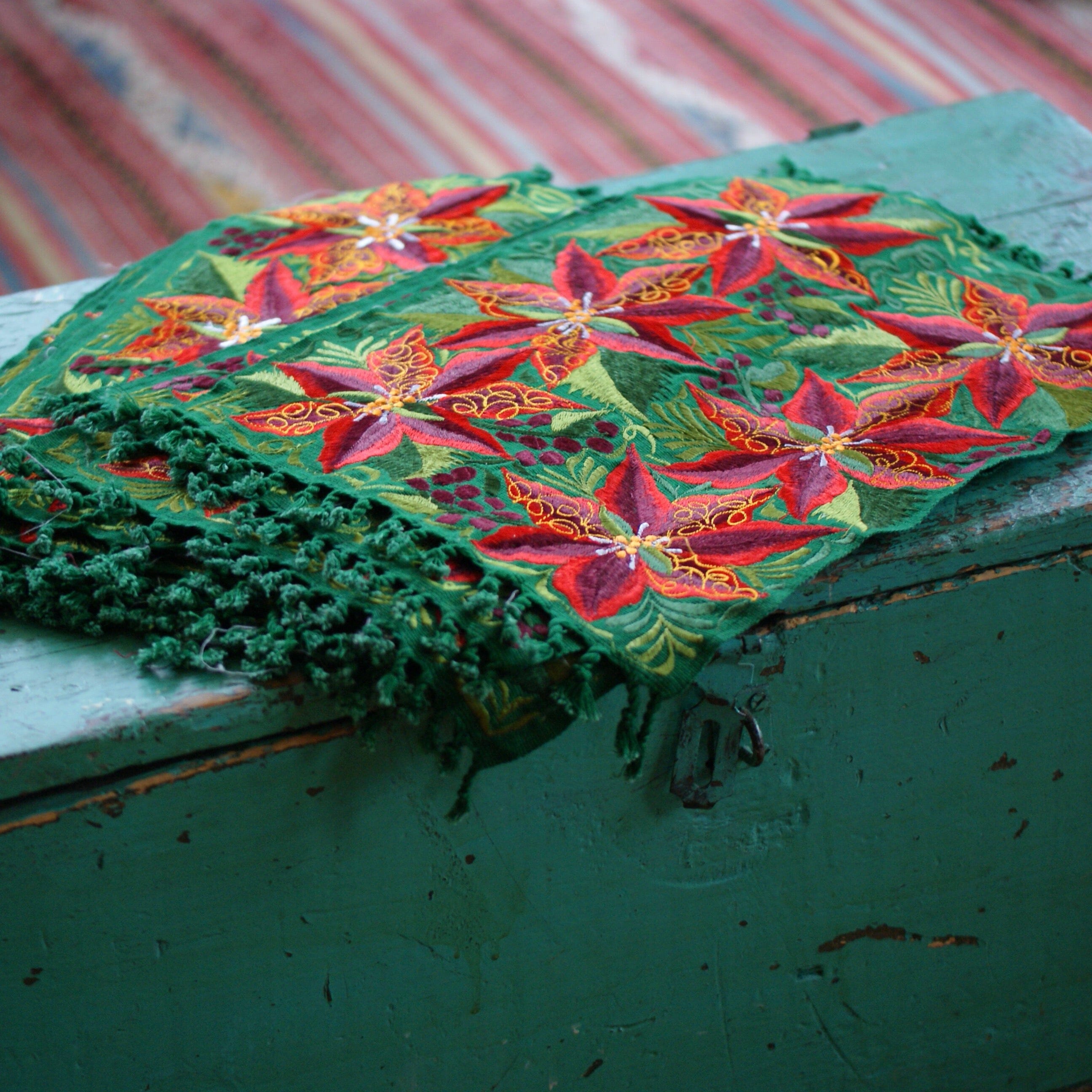 Mexican Christmas Machine Embroidered Placemats Textile Zinnia Folk Arts   