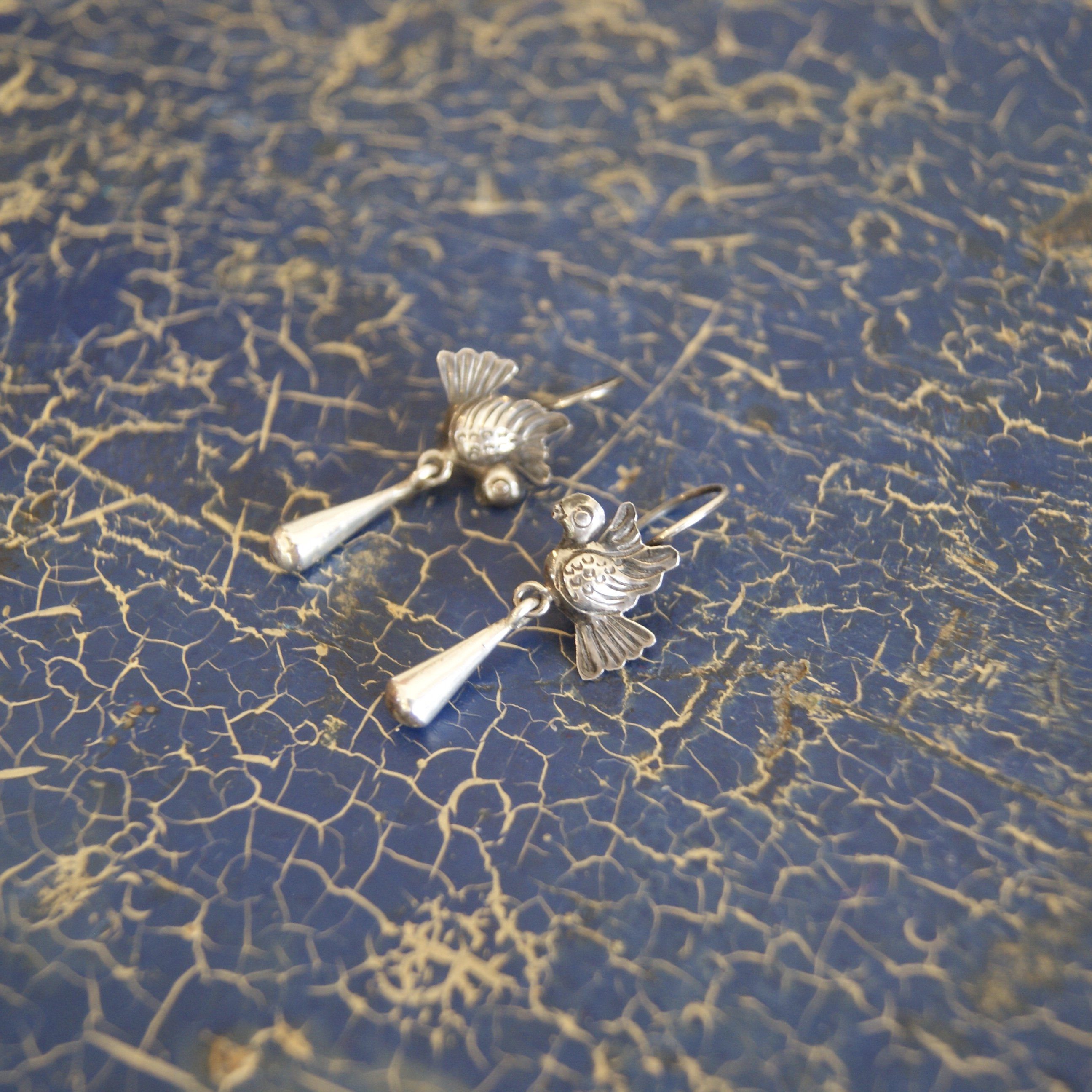 Mexico City Lovebirds With or Without Cup Dangles Jewelry Victor's Gote Drop  