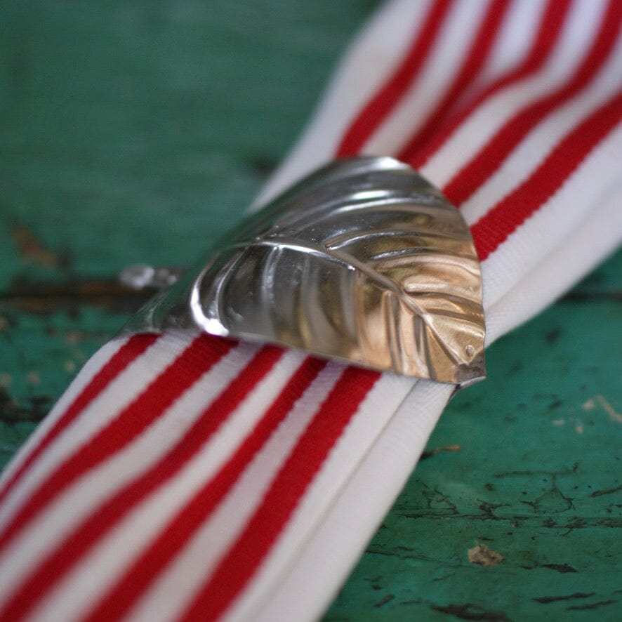 Napkin Rings, Set of 2 Zinnia Folk Arts Tin Leaves