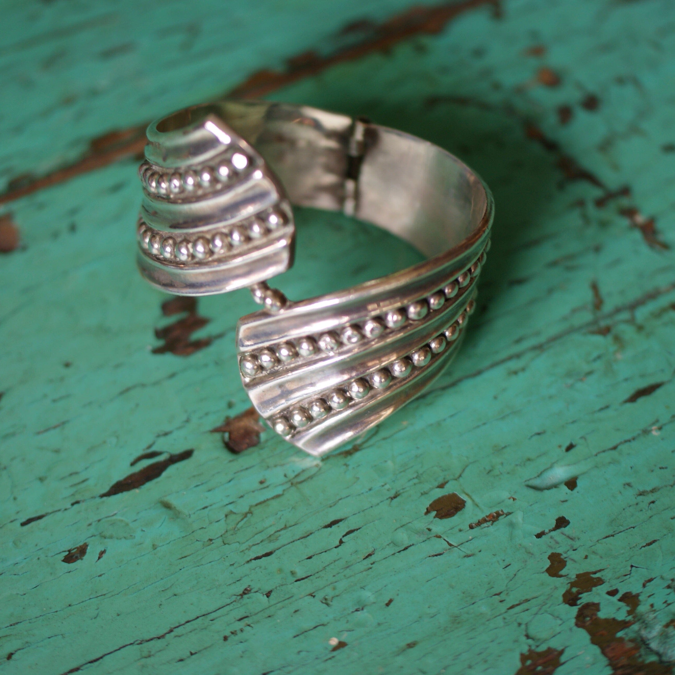 Old Mexico Silver Center Opening Bracelet Jewelry Zinnia Folk Arts   