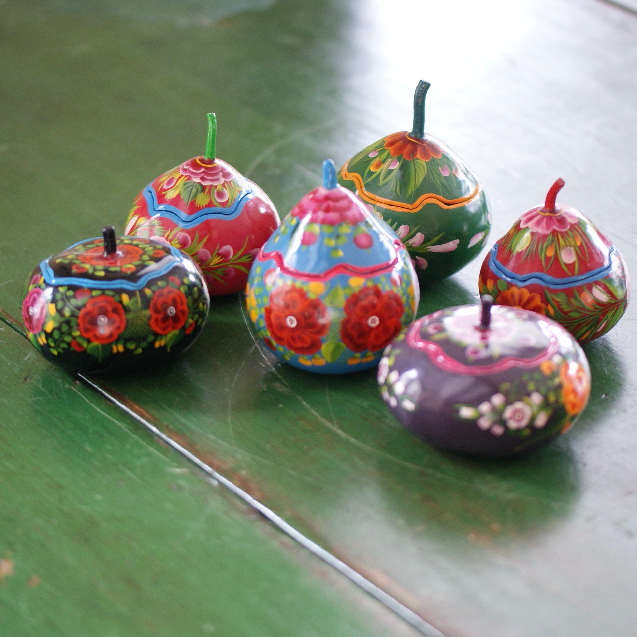 Painted Olínala Gourds, Small Bags & Boxes Zinnia Folk Arts   