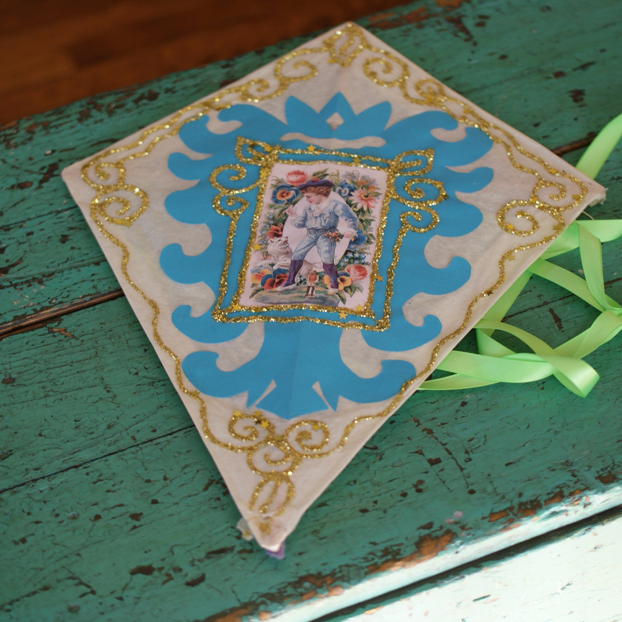 Paper Kites  Zinnia Folk Arts   