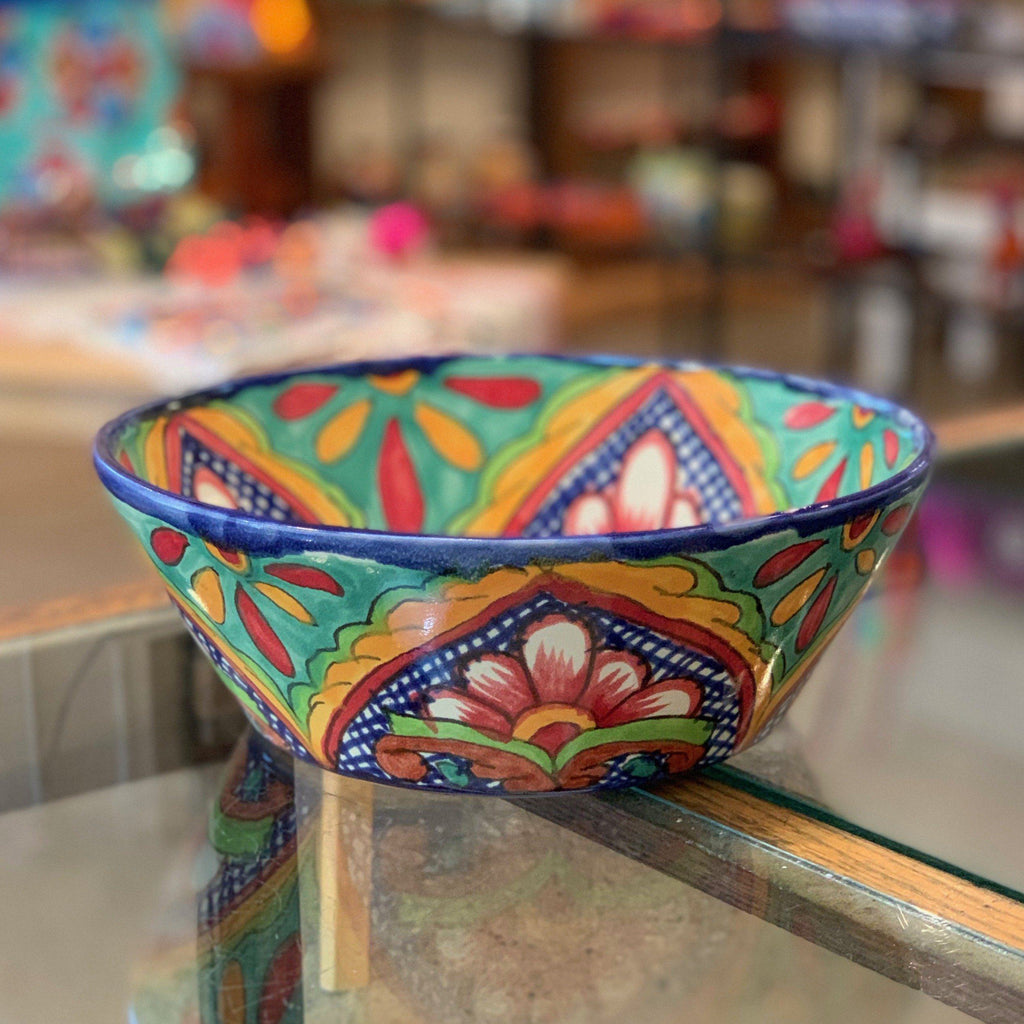 https://zinniafolkarts.com/cdn/shop/files/pozole-mexican-talavera-bowls-small-ready-to-ship-ceramics-zinnia-folk-arts-897818_1024x1024.jpeg?v=1700149920