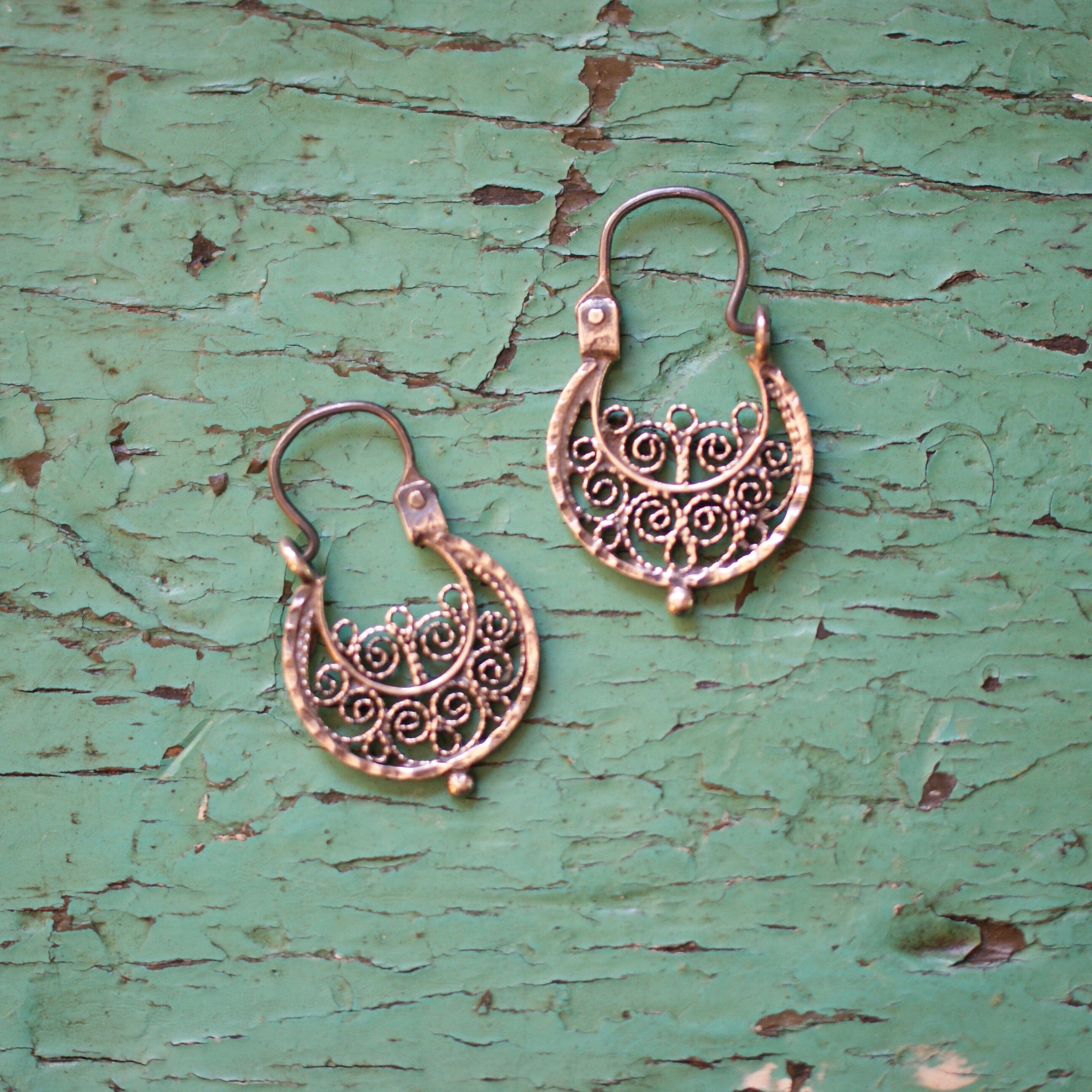 Small Filagree Silver Arracadas Jewelry Chido, MX   