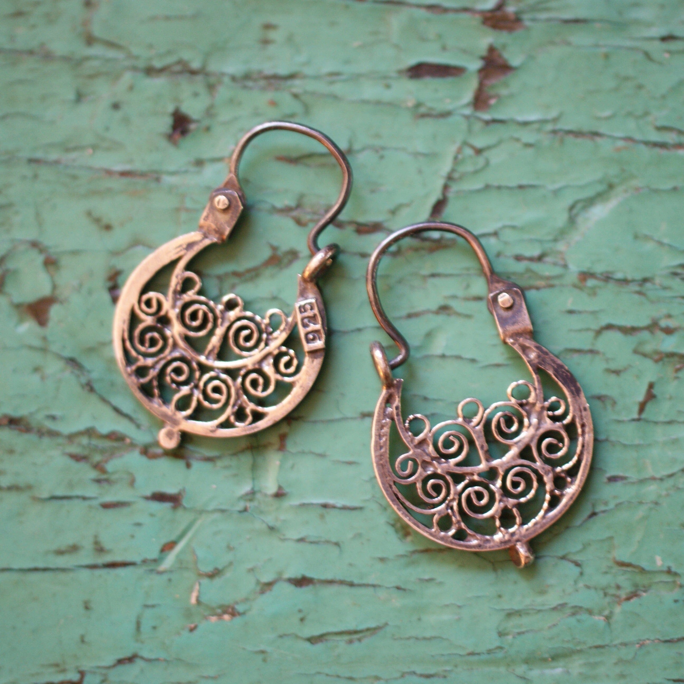 Small Filagree Silver Arracadas Jewelry Chido, MX   