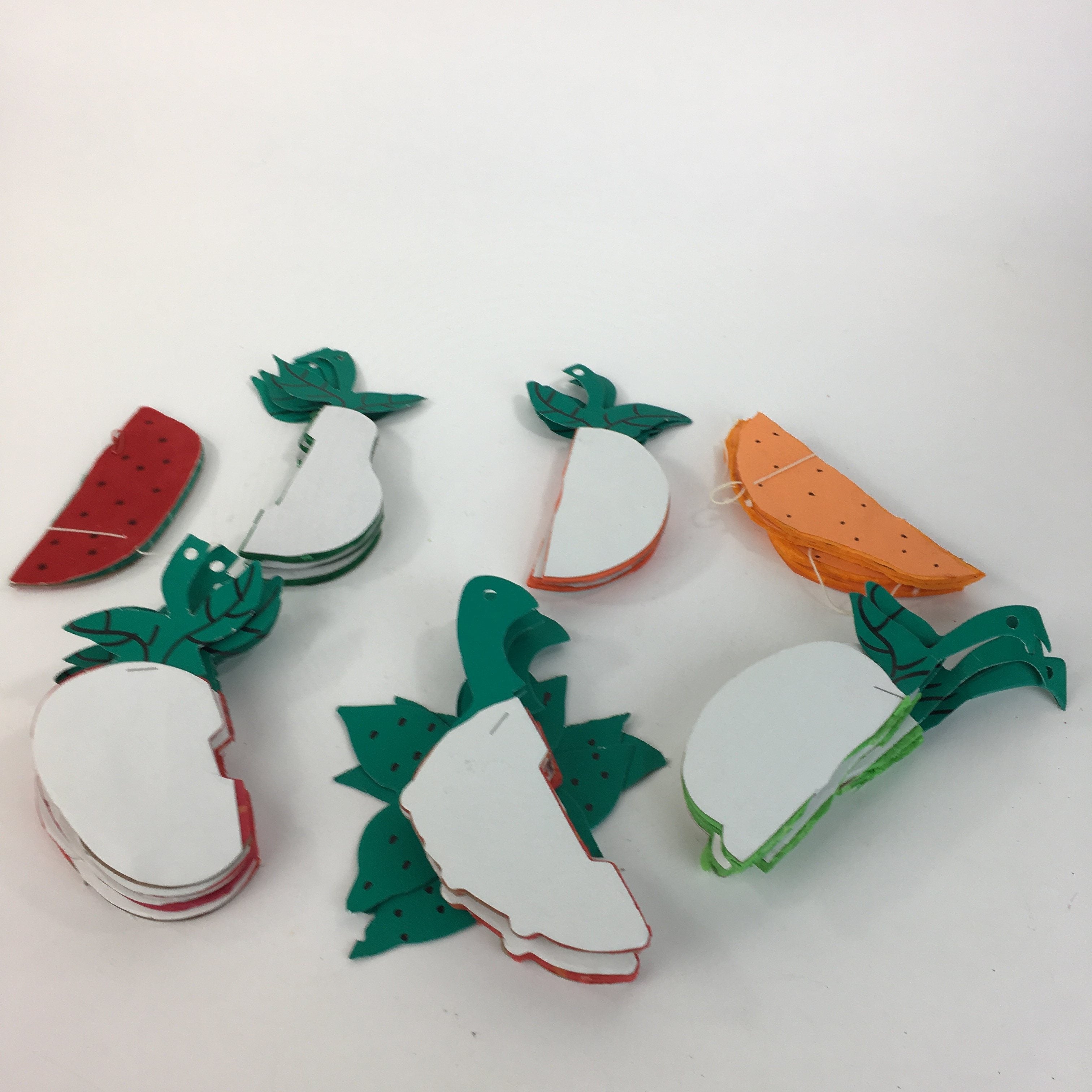 Small Honeycomb Mexican Fruit Fiesta Zinnia Folk Arts   