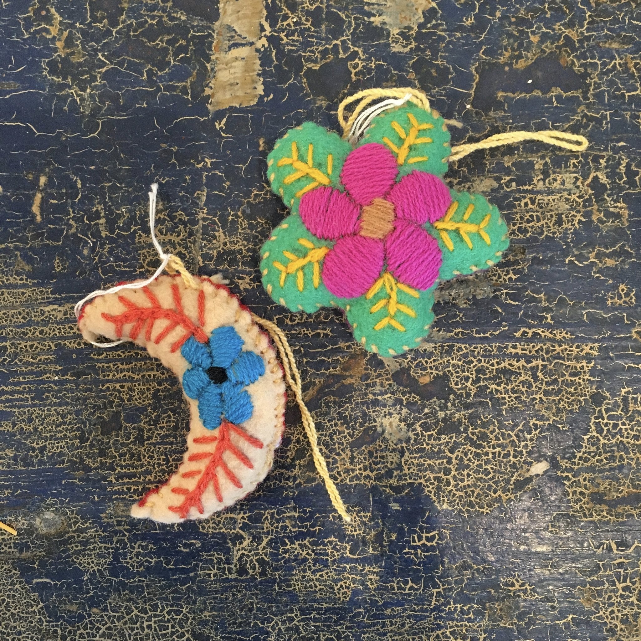 Small Soft Flannel Crescent Moons Christmas Zinnia Folk Arts Moons  