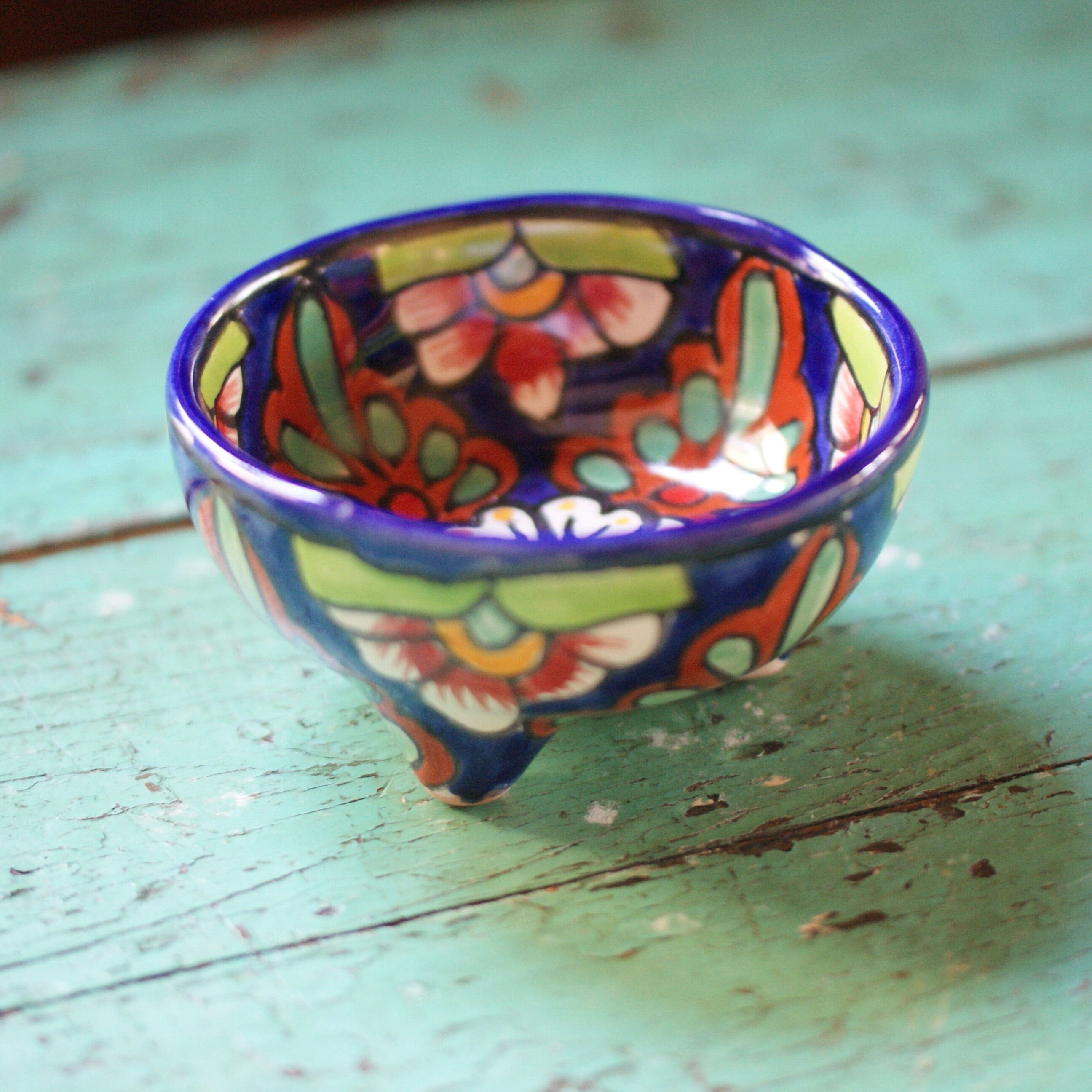 Three-Footed Bowls, Small, Ready to Ship Ceramics Zinnia Folk Arts Azul y Rojo  