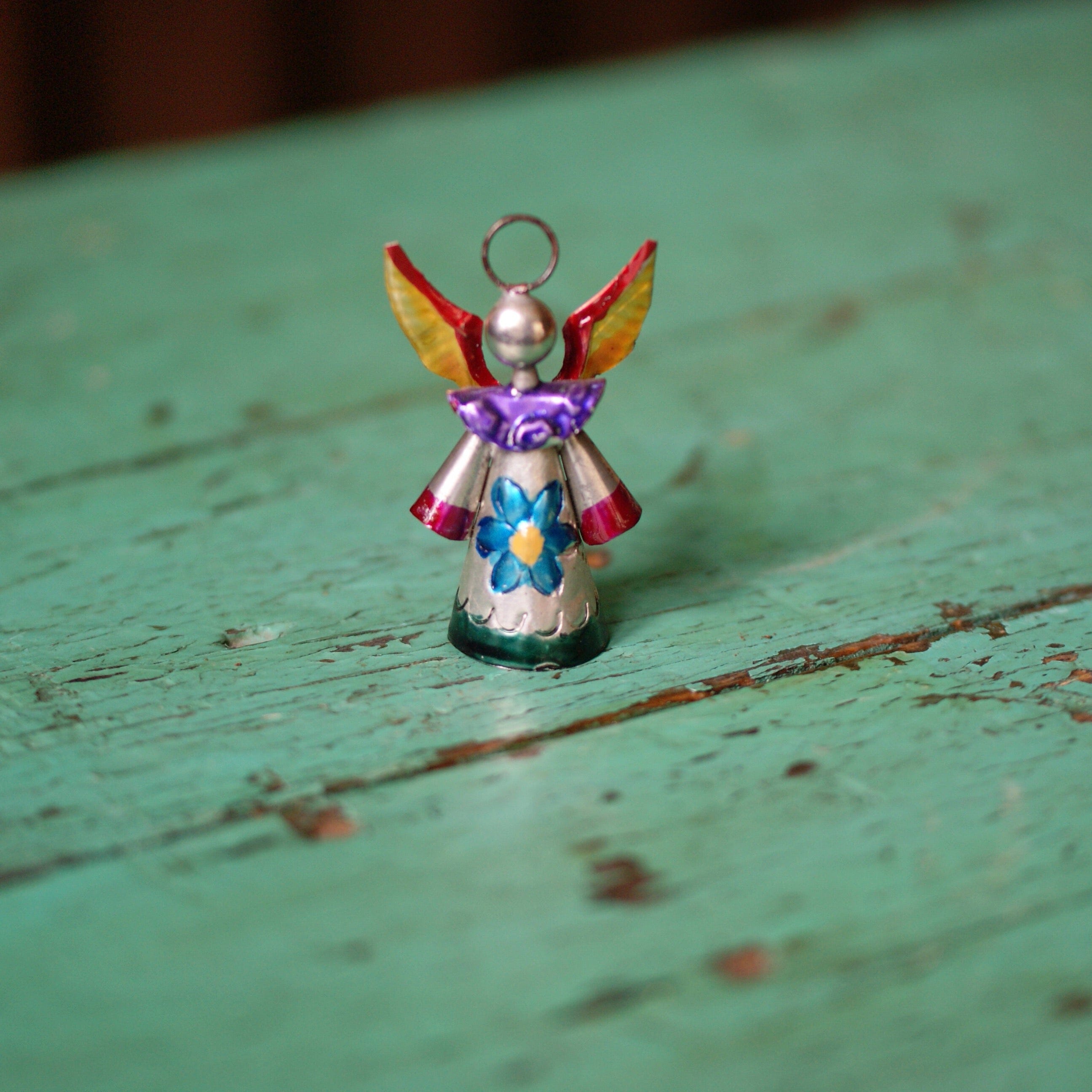 『Tiny Angele』 tiny-3-d-tin-angels-shiny-