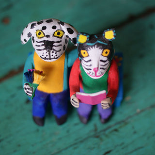 Tiny Carved Wooden Readers from Oaxaca Whimsical Zinnia Folk Arts   