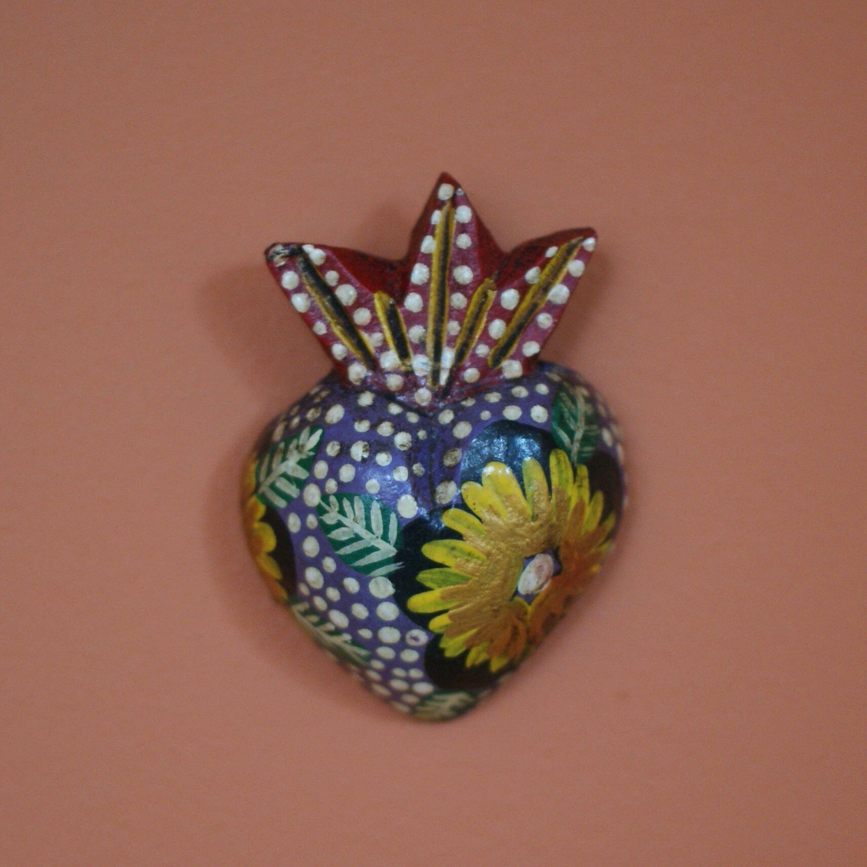Tiny Painted Wooden Sacred Hearts religious Zinnia Folk Arts   