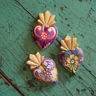 Tiny Painted Wooden Sacred Hearts religious Zinnia Folk Arts   