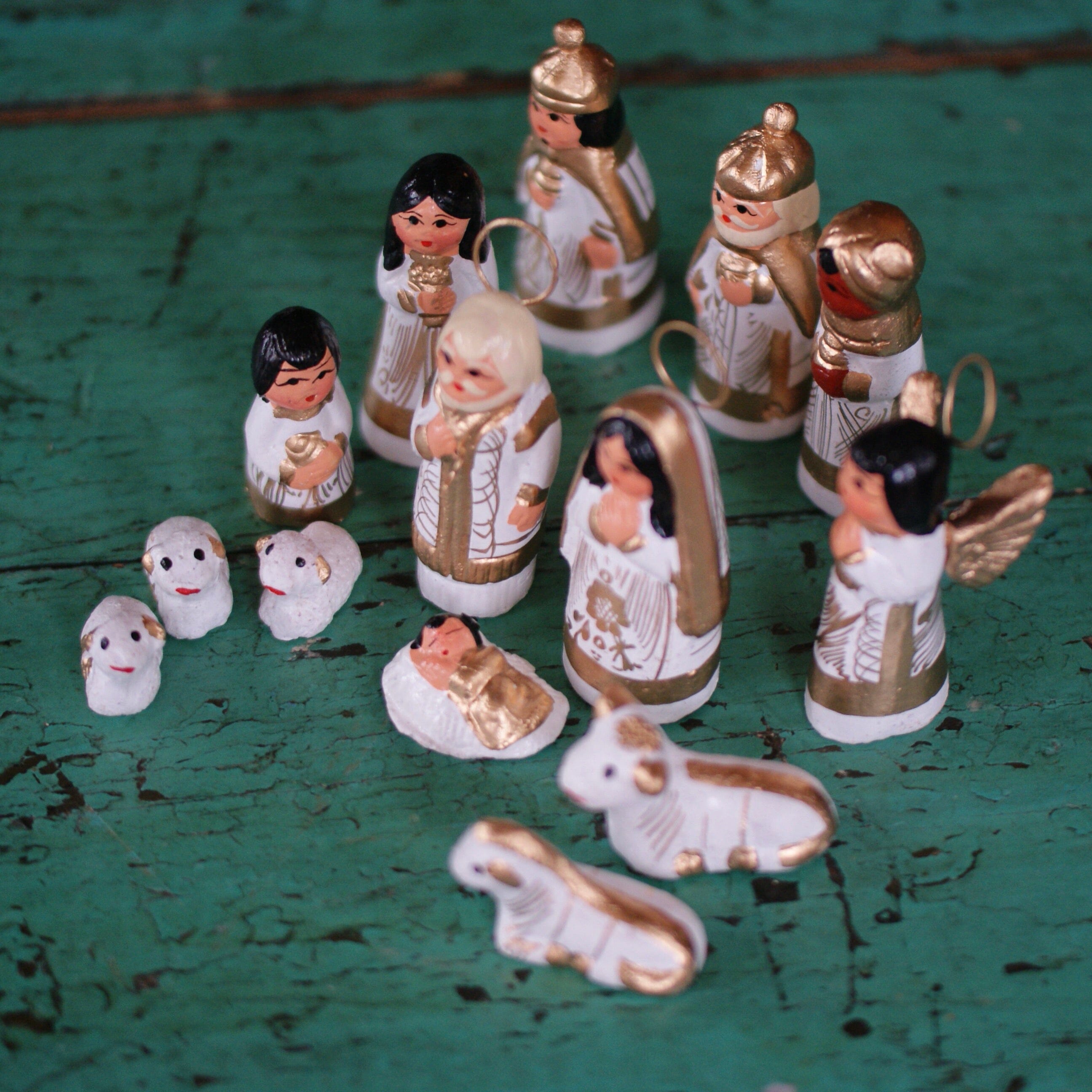 Tonalá 14 Piece Clay Nativity Set, Small Christmas Zinnia Folk Arts   