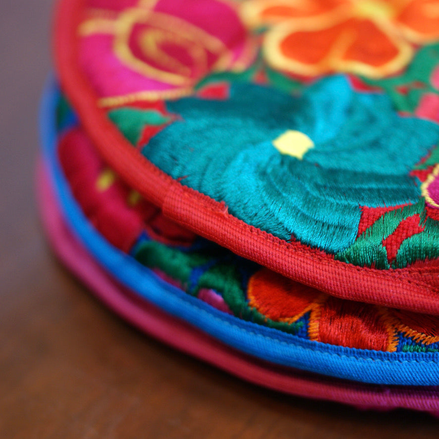 Lolo Mercadito Hand-Embroidered Tortilla Warmers