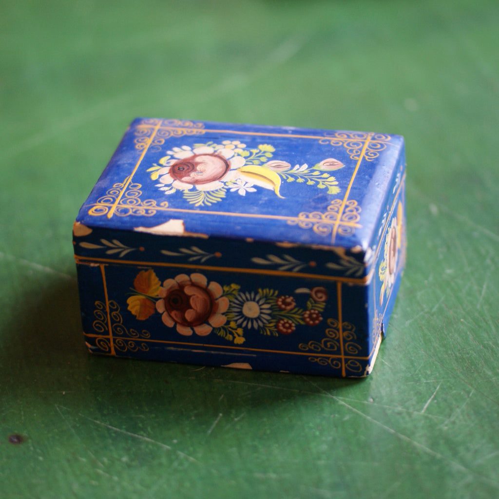 Vintage Lacquer Boxes  Zinnia Folk Arts Blue  
